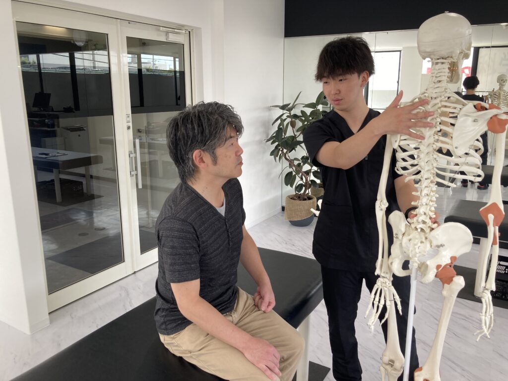 神経系ストレッチで脊柱管狭窄症、慢性腰痛を改善し腰痛の根本原因を解決している